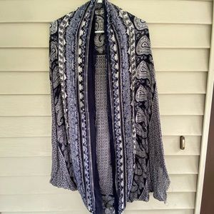 Blue and white kimono